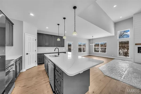 $550,000 | 17 Bonnie Belle, Warrenton, MO 63383