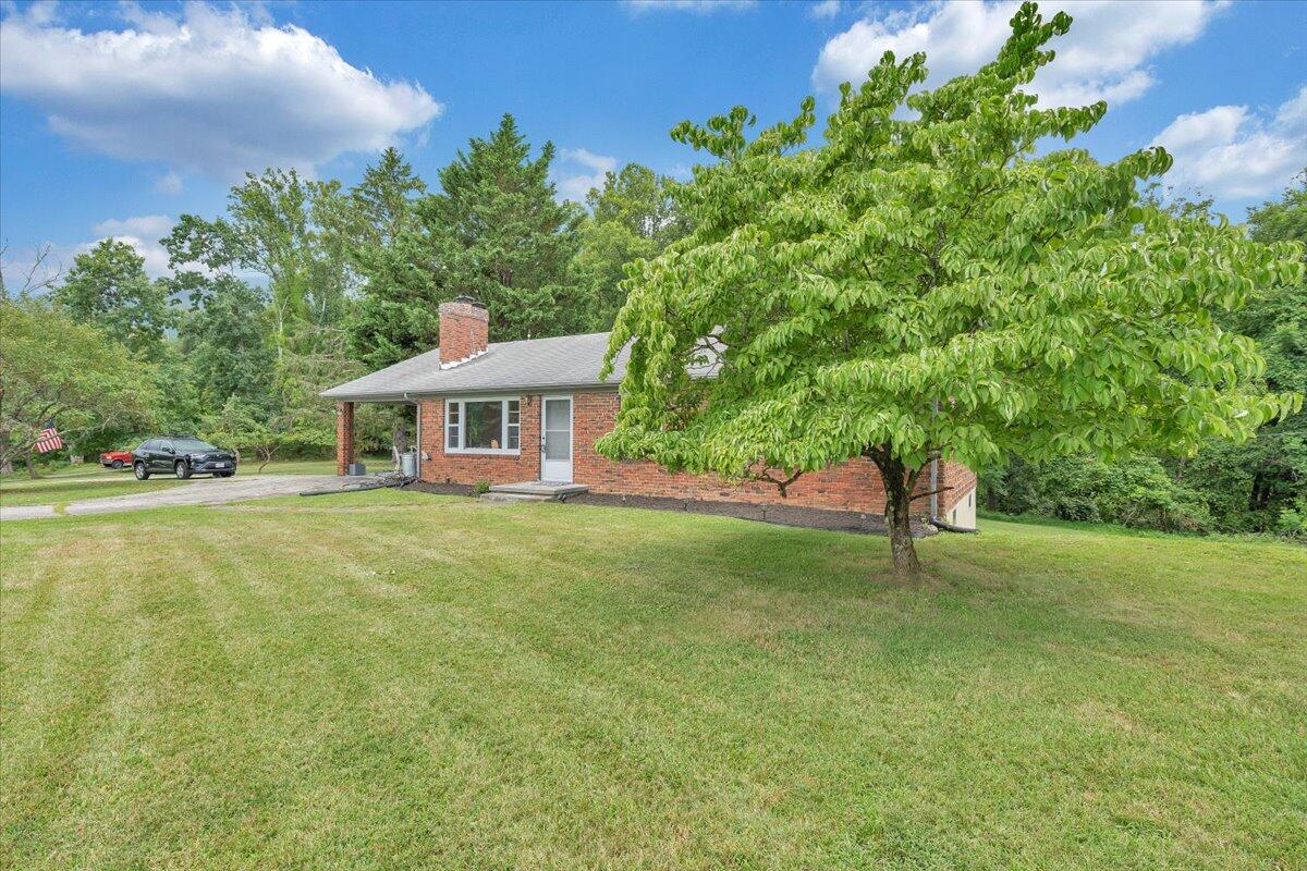 5909 Raintree Road Roanoke, VA 24018 - Photo 40 of 49 40-MIB08673