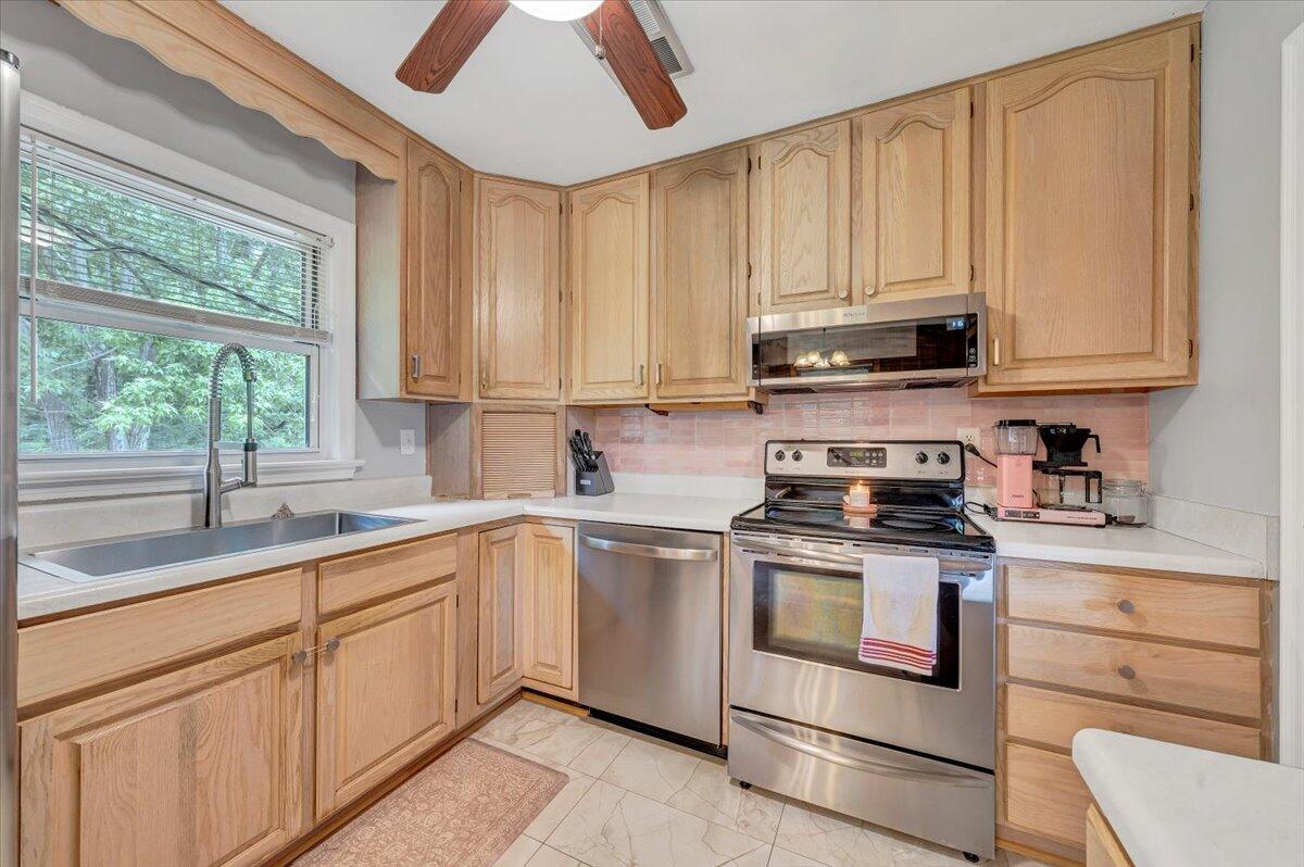 5909 Raintree Road Roanoke, VA 24018 - Photo 10 of 49 10-MIB08580