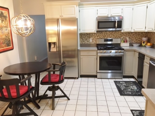 54 Merrymount Road, Unit 3 Quincy, MA 02169 - Photo 3 of 10 Gallery Image 3
