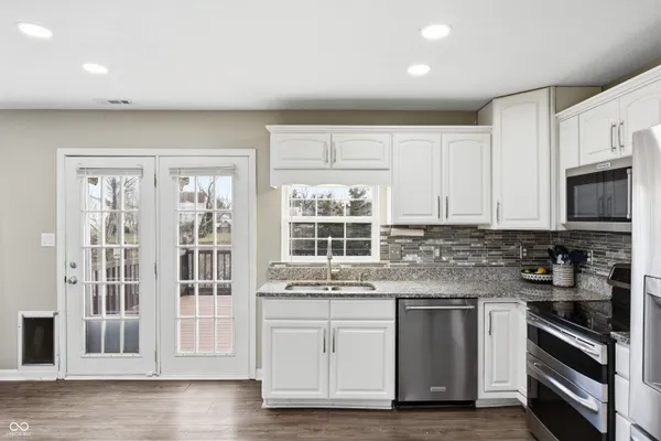 $372,000 | 6611 Fountain Cove Court, Indianapolis, IN 46236