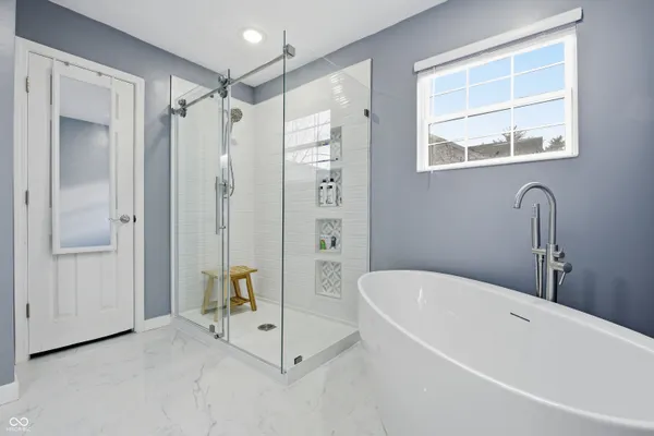 $372,000 | 6611 Fountain Cove Court, Indianapolis, IN 46236