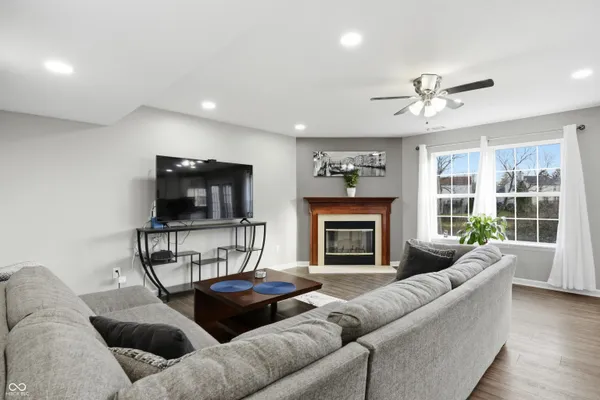 $372,000 | 6611 Fountain Cove Court, Indianapolis, IN 46236