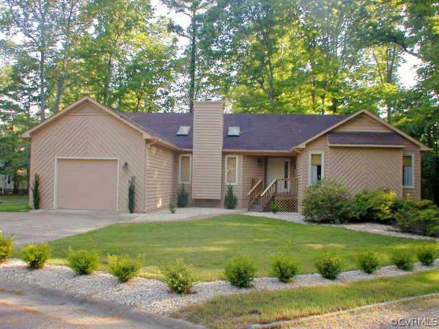 14013 Copper Hill Road Midlothian, VA 23112 - Photo 1 of 10 Exterior Front - Lovely Curb Appeal on Quiet Cul-d