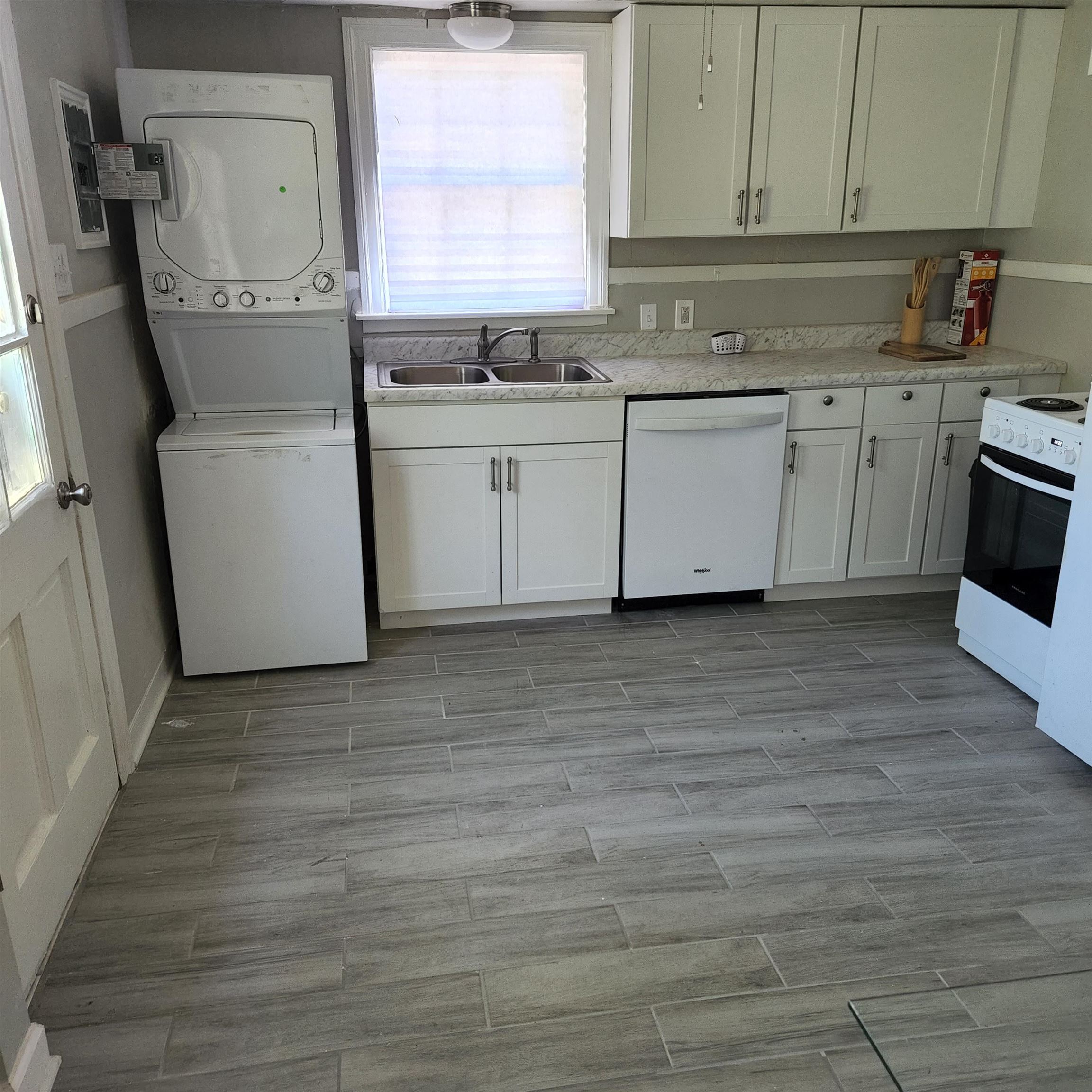 1455 Prescott Road Memphis, TN 38111 - Photo 6 of 20