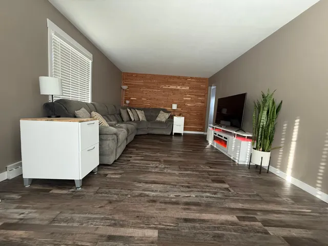 $299,900 | 416 West Tyler Avenue, Eau Claire, WI 54701