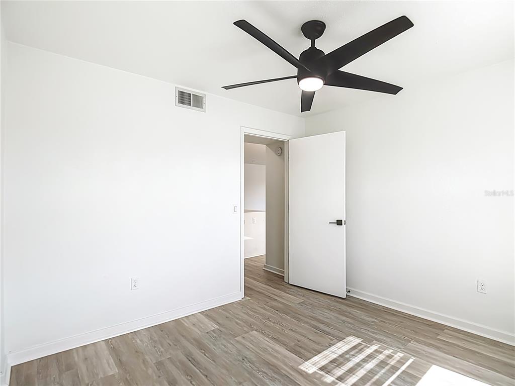 5722 Biscayne Court, Unit 103 New Port Richey, FL 34652 - Photo 31 of 99
