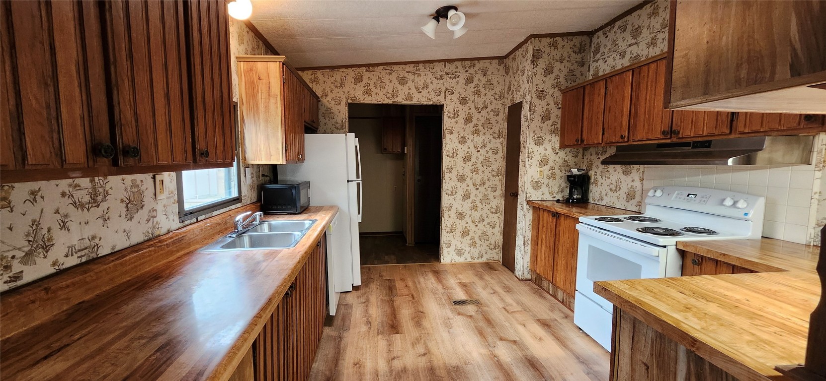 Kitchen with new appliances