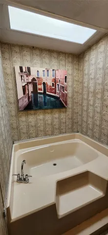 $1,400 | 125 Frank Cloud Road, Huntsville, TX 77320