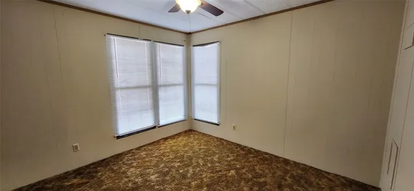 $1,350 | 125 Frank Cloud Road, Huntsville, TX 77320