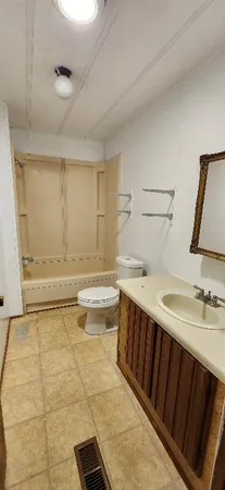 $1,350 | 125 Frank Cloud Road, Huntsville, TX 77320