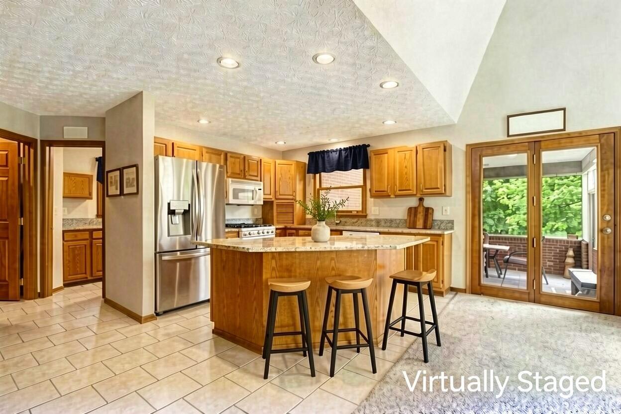1525 Cole Road Columbus, OH 43228 - Photo 9 of 92