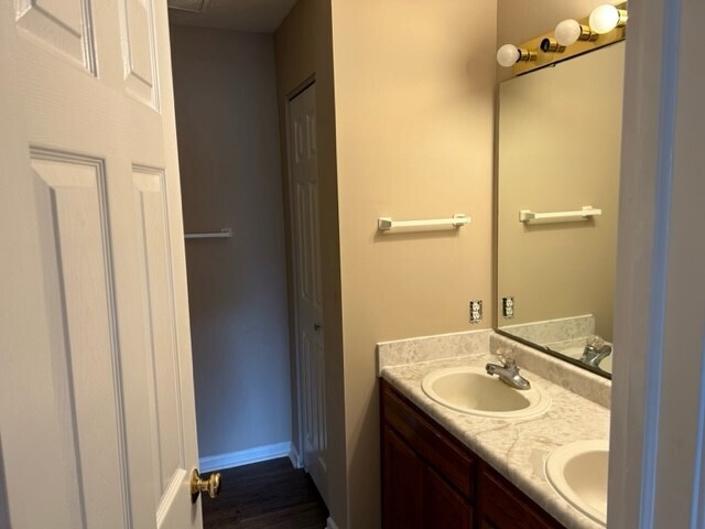 1208 Worcester Way Greenfield, IN 46140 - Photo 11 of 14