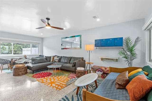 $3,200 | 340 Bamboo Road, Unit NORTH, Palm Beach Shores, FL 33404