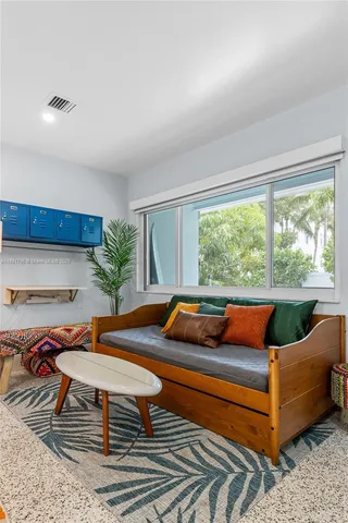 $3,200 | 340 Bamboo Road, Unit NORTH, Palm Beach Shores, FL 33404