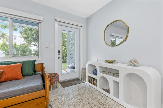 $3,200 | 340 Bamboo Road, Unit NORTH, Palm Beach Shores, FL 33404