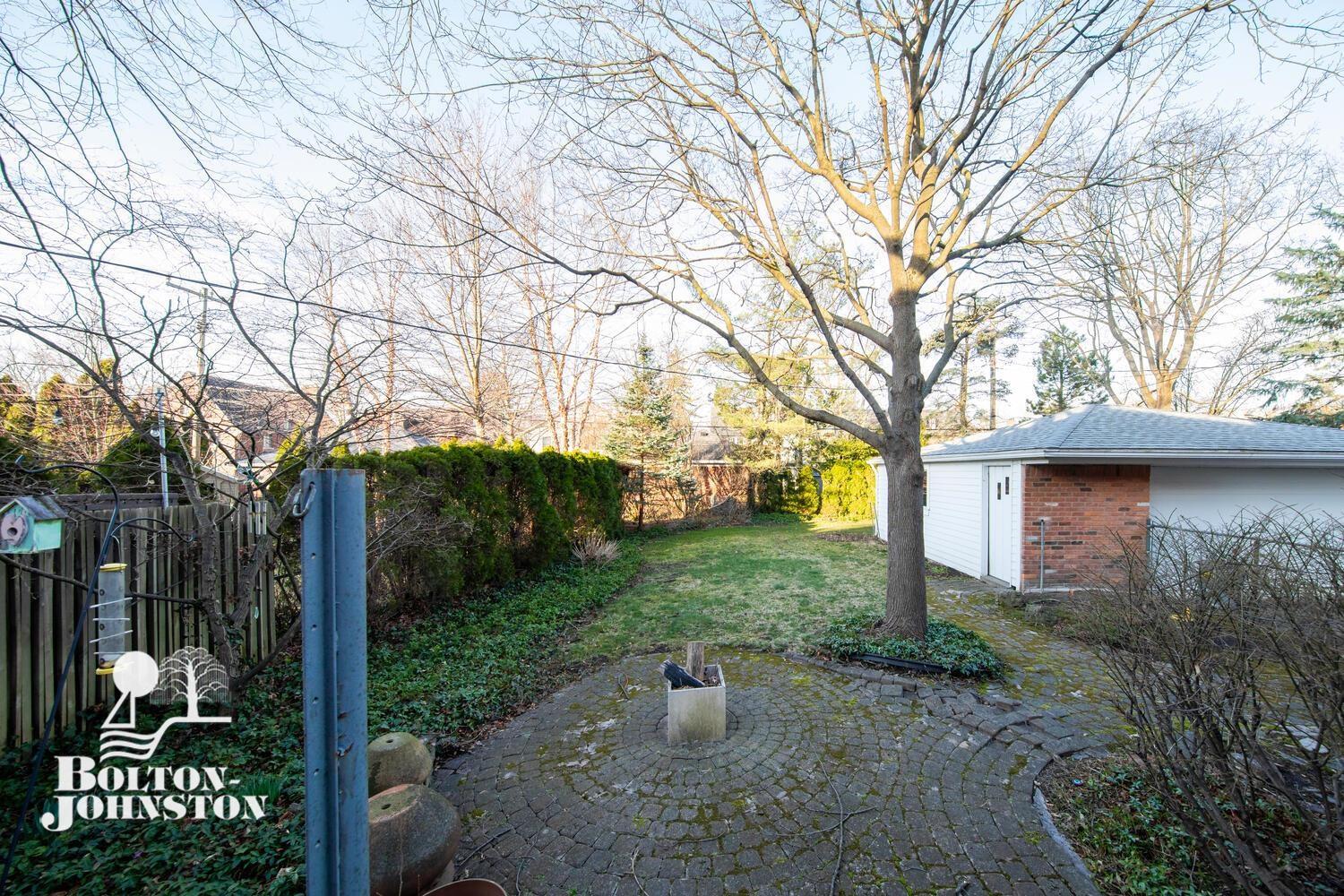 1221 Yorkshire Road Grosse Pointe, MI 48230 - Photo 7 of 34 50136171-88c74cd1-9d02-445a-84a3-476dd1d7c61a.JPG