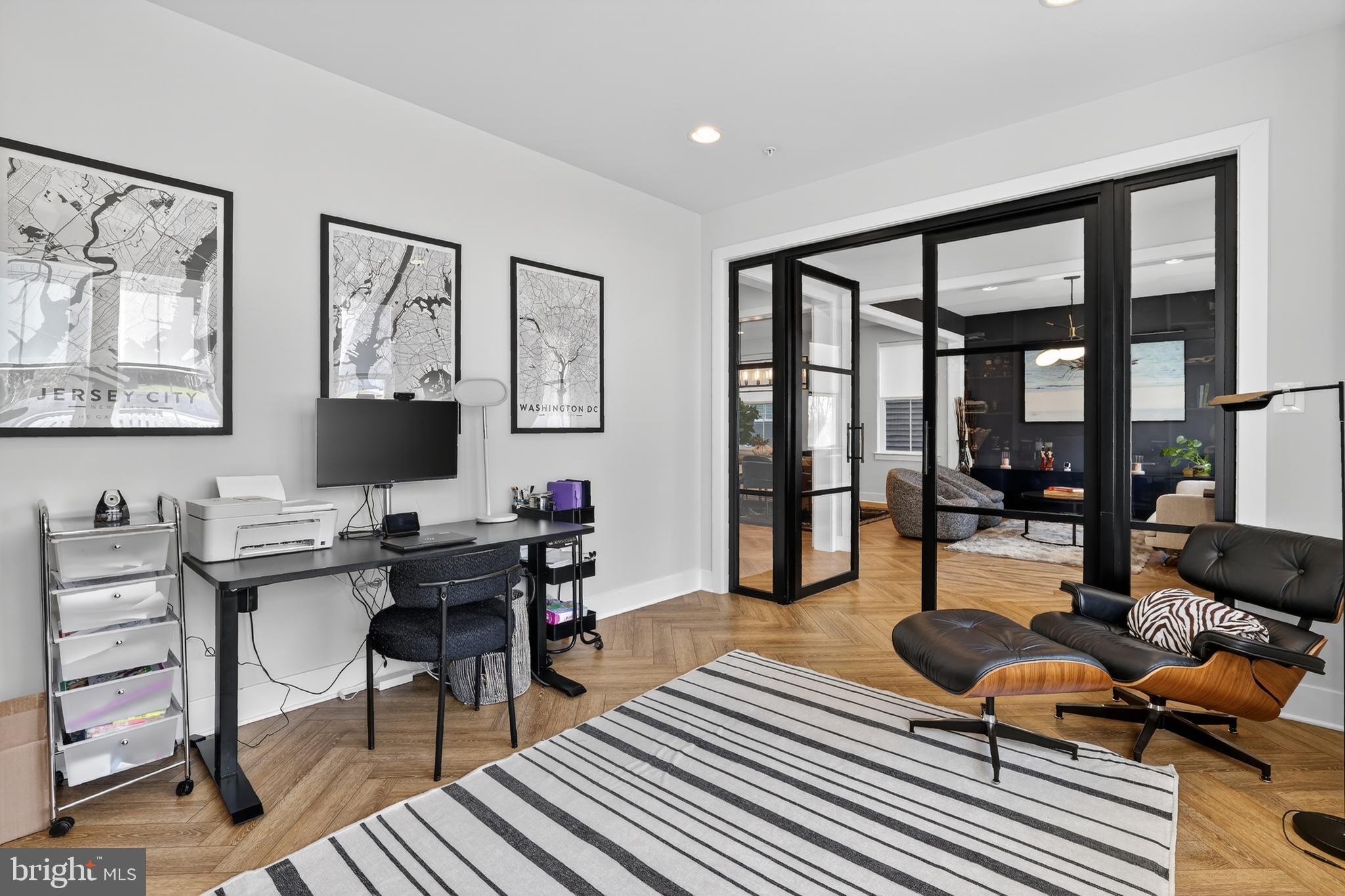 22069 Clarksburg Road Clarksburg, MD 20871 - Photo 6 of 49 Office / Study