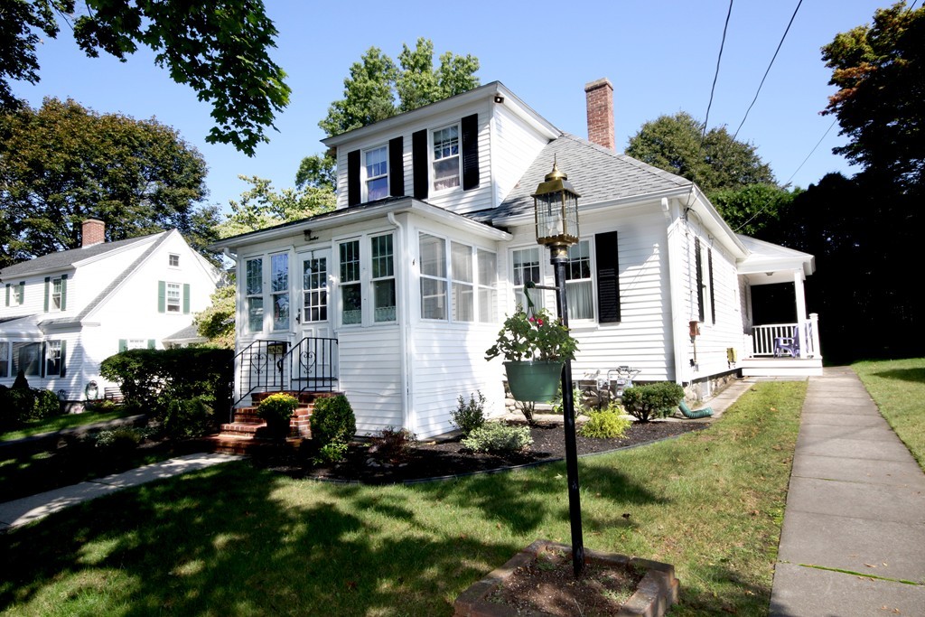 12 Little Road North Andover, MA 01845 - Photo 1 of 26 Gallery Image 1