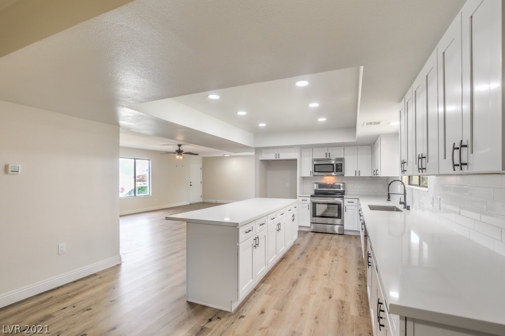 2250 Thoroughbred Road Henderson, NV 89002 - Photo 17 of 49 Gallery Image 17