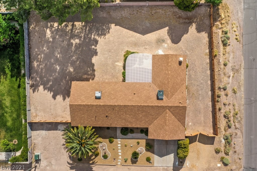 2250 Thoroughbred Road Henderson, NV 89002 - Photo 6 of 49 Gallery Image 6