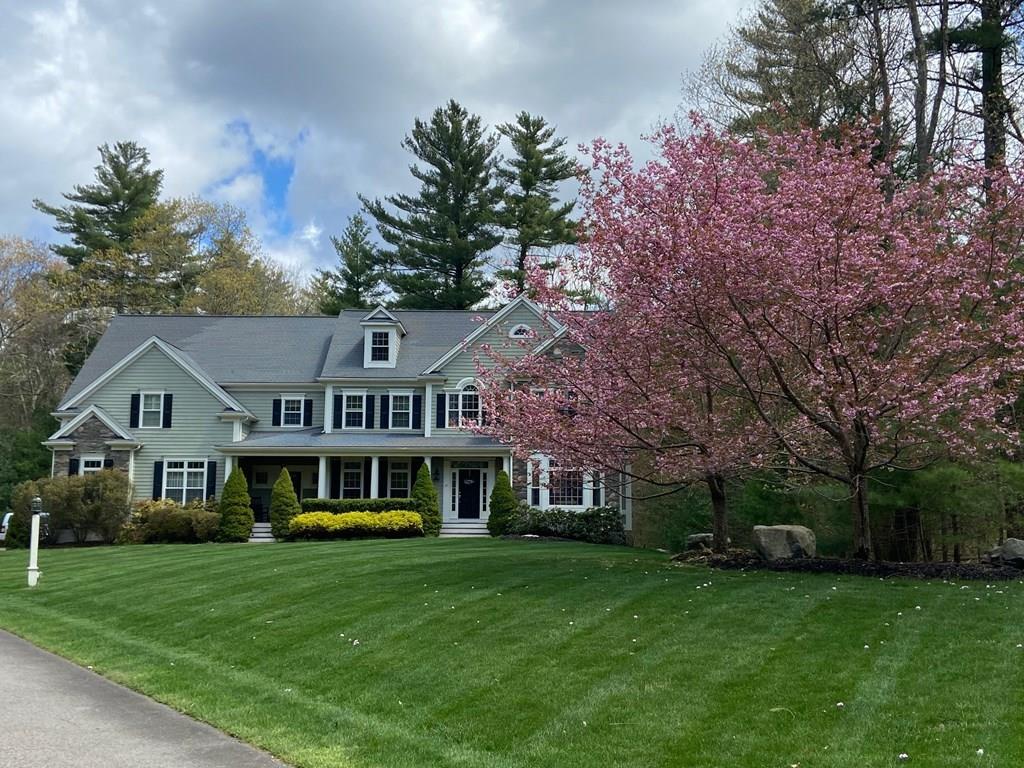 31 Minuteman Road Medfield, MA 02052 - Photo 1 of 28 Gallery Image 1