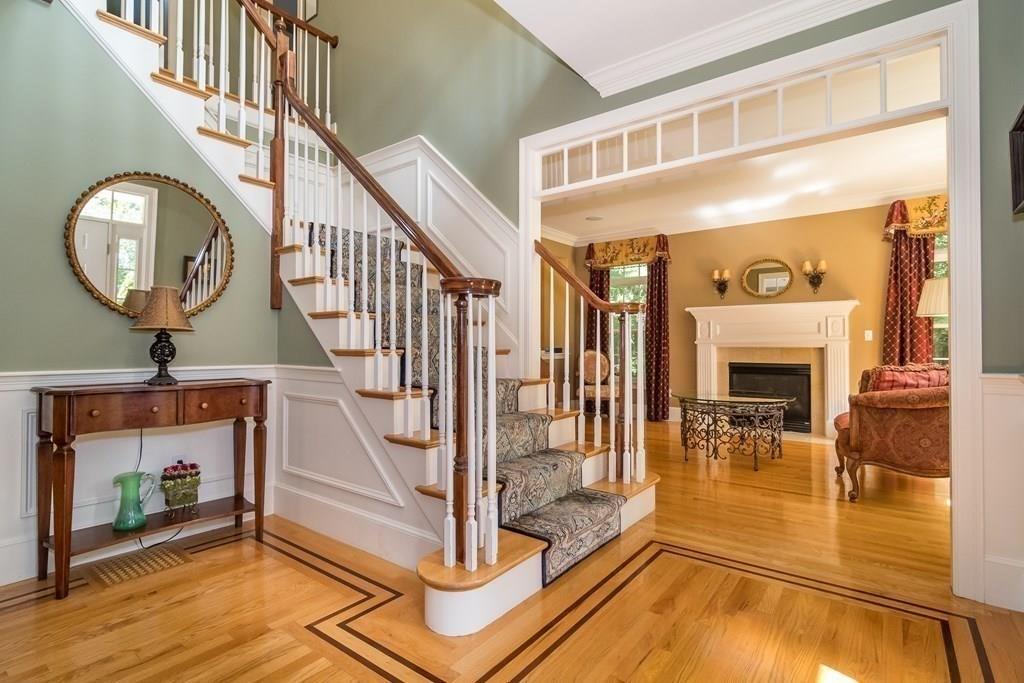 31 Minuteman Road Medfield, MA 02052 - Photo 4 of 28 Gallery Image 4