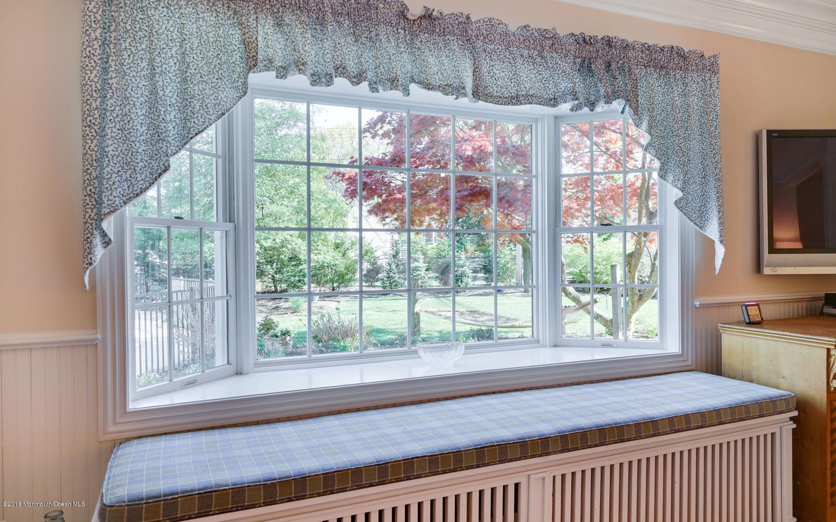 11 Blossom Road Rumson, NJ 07760 - Photo 25 of 70 17-photo-web-1680x1050-304209