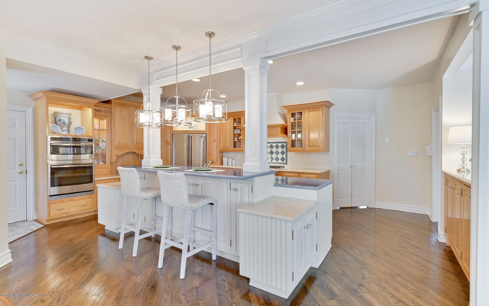 11 Blossom Road Rumson, NJ 07760 - Photo 30 of 70 22-photo-web-1680x1050-180365