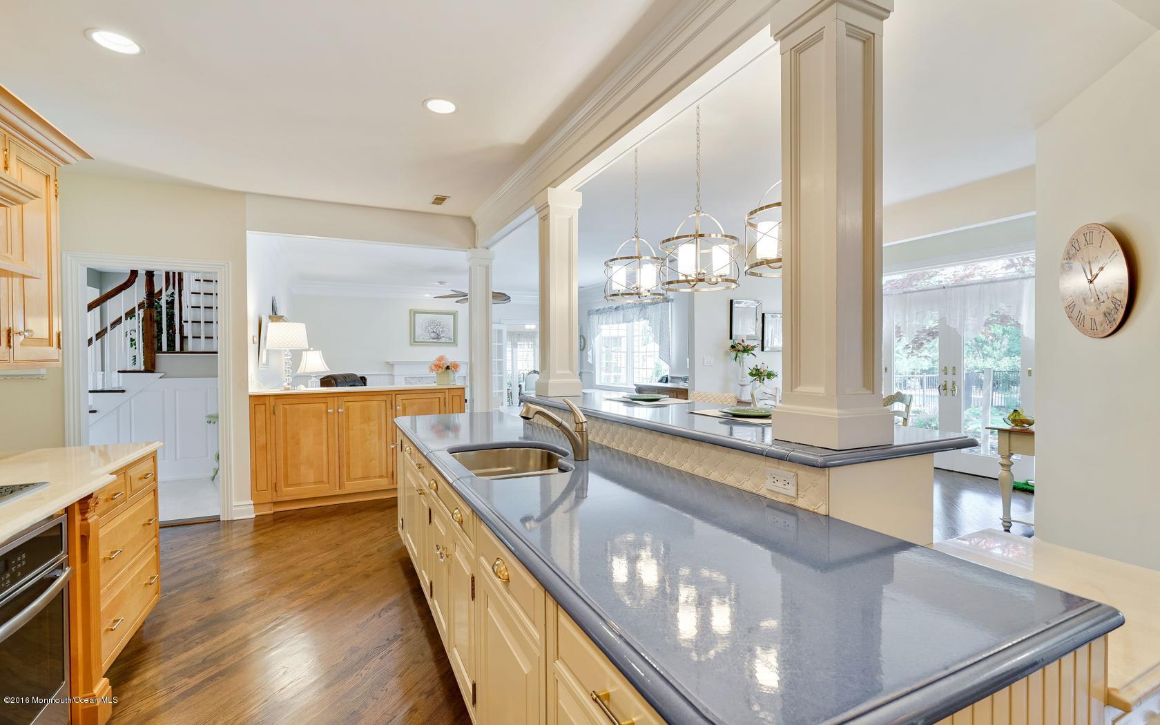 11 Blossom Road Rumson, NJ 07760 - Photo 38 of 70 30-photo-web-1680x1050-187305