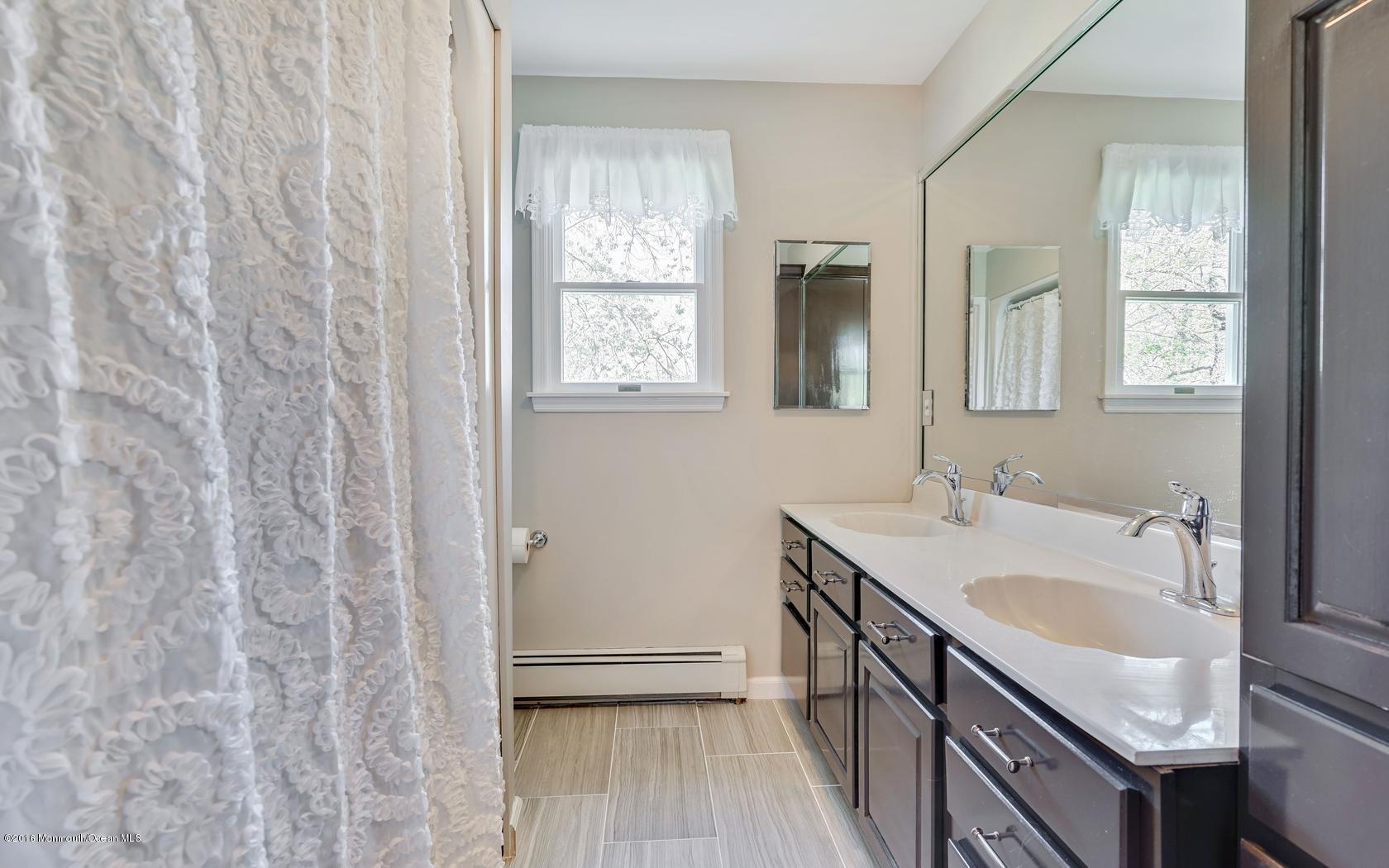 11 Blossom Road Rumson, NJ 07760 - Photo 47 of 70 38-photo-web-1680x1050-174537