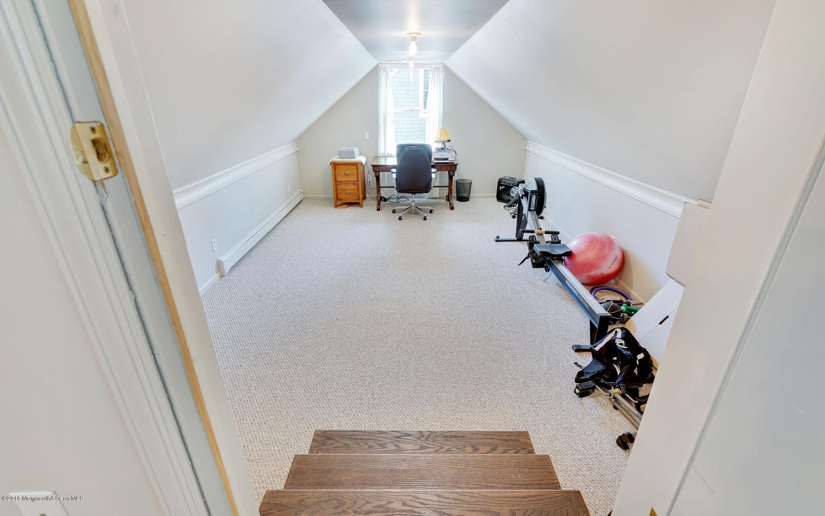 11 Blossom Road Rumson, NJ 07760 - Photo 52 of 70 43-photo-web-1680x1050-176507