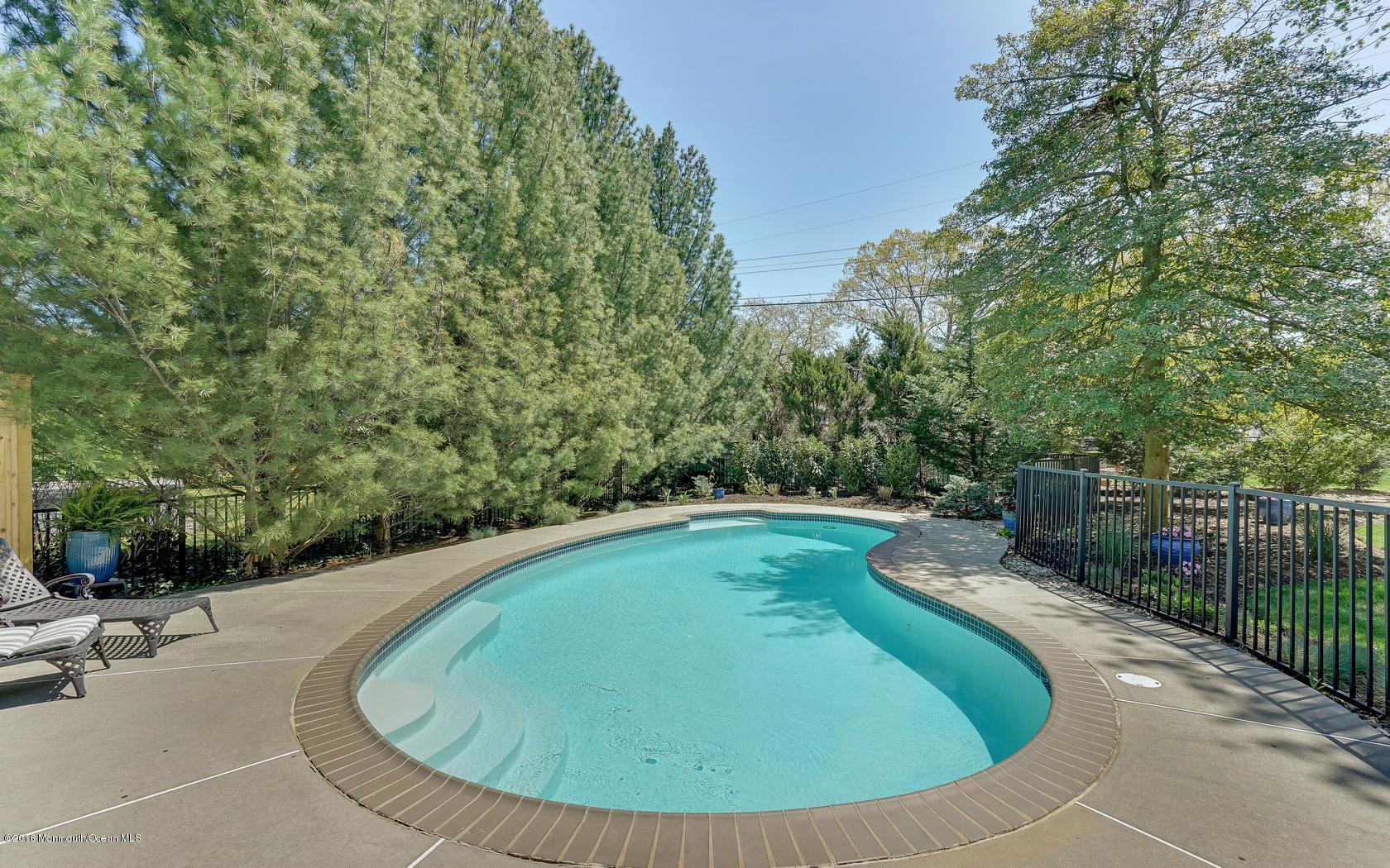11 Blossom Road Rumson, NJ 07760 - Photo 59 of 70 54-photo-web-1680x1050-461369