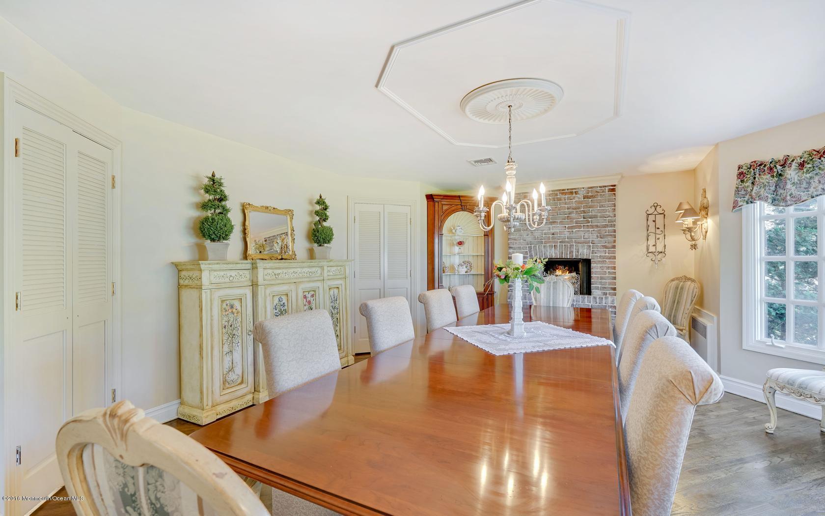 11 Blossom Road Rumson, NJ 07760 - Photo 7 of 70 2-photo-web-1680x1050-172933