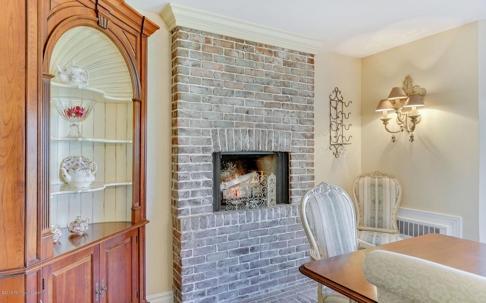 11 Blossom Road Rumson, NJ 07760 - Photo 8 of 70 3-photo-web-1680x1050-241770