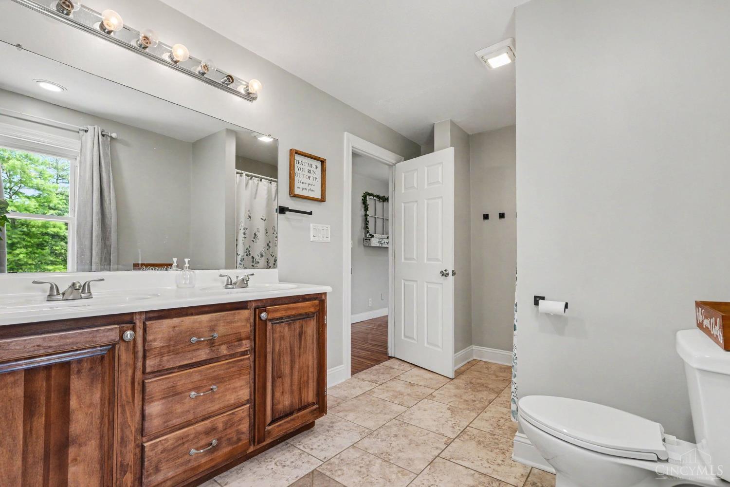 7711 Sharts Road Springboro, OH 45066 - Photo 17 of 36