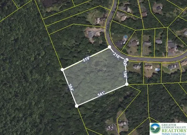 $74,900 | 1052 Bear Swamp Road, East Stroudsburg, PA 18302