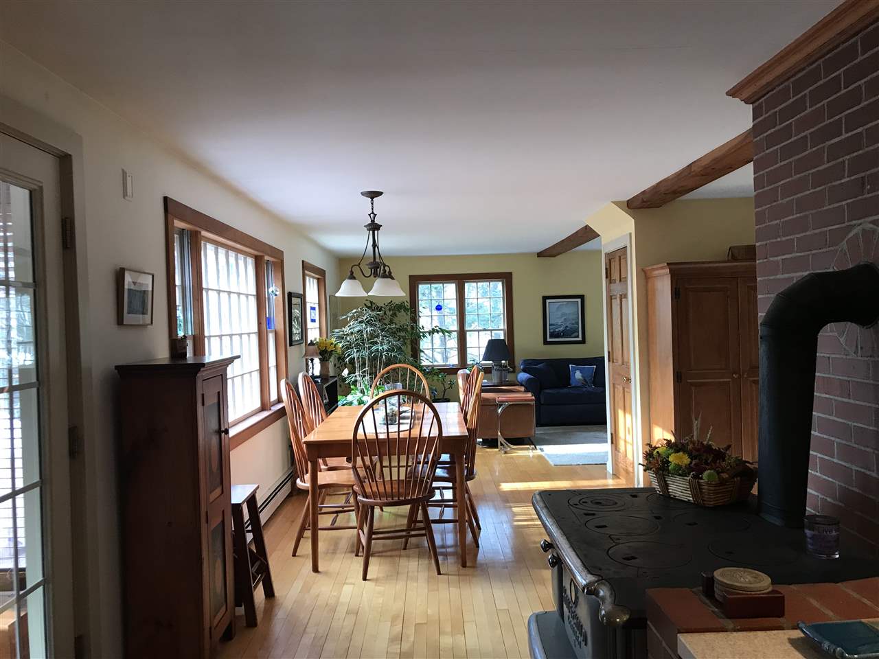 41 Merry Hill Road Barrington, NH 03825 - Photo 2 of 13