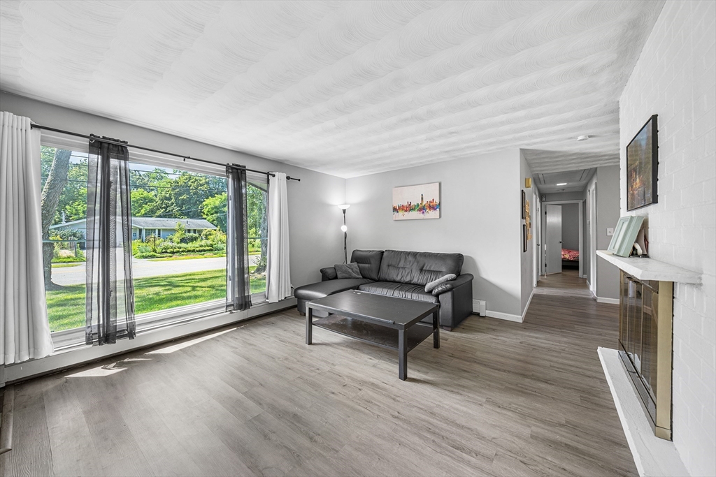 59 Eaton Road Framingham, MA 01701 - Photo 11 of 34 Gallery Image 11
