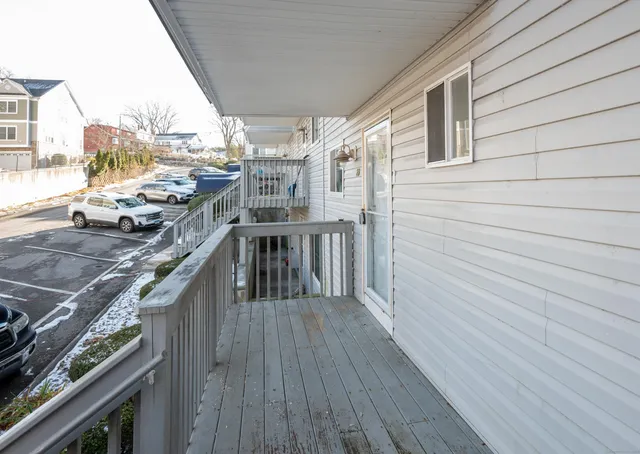 $2,750 | 113 Park Avenue, Unit 20, Danbury, CT 06810