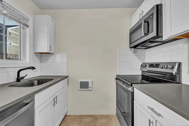 $2,750 | 113 Park Avenue, Unit 20, Danbury, CT 06810