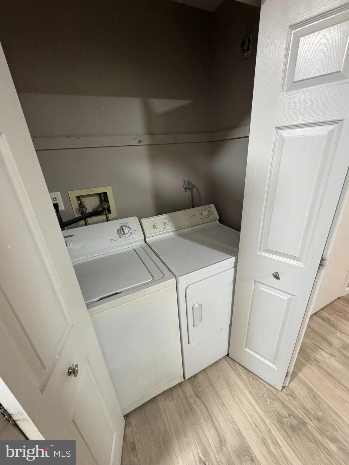 1206 Huntingdon Mews Clementon, NJ 08021 - Photo 10 of 18 Washer and Dryer in Hallway
