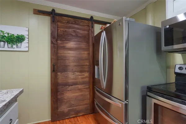 a view of walk in closet