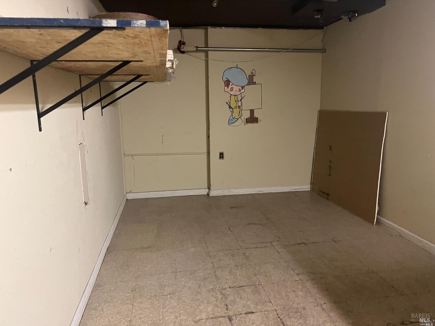 1029 Tennessee Street Vallejo, CA 94590 - Photo 16 of 19 a view of a garage