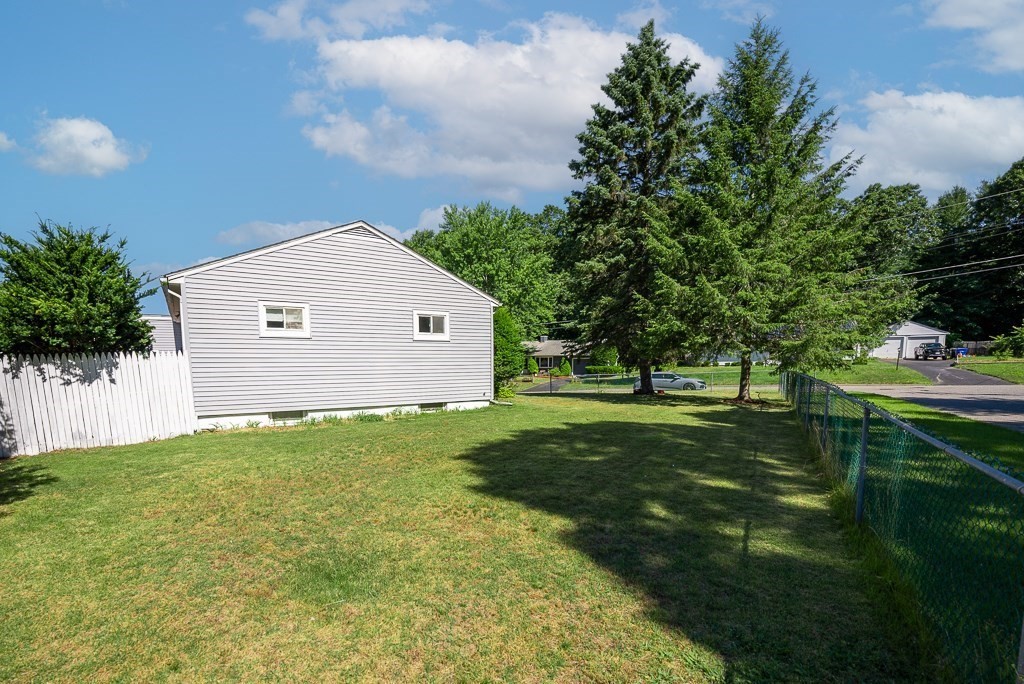 53 Crestmont Street Springfield, MA 01108 - Photo 42 of 42 Gallery Image 42