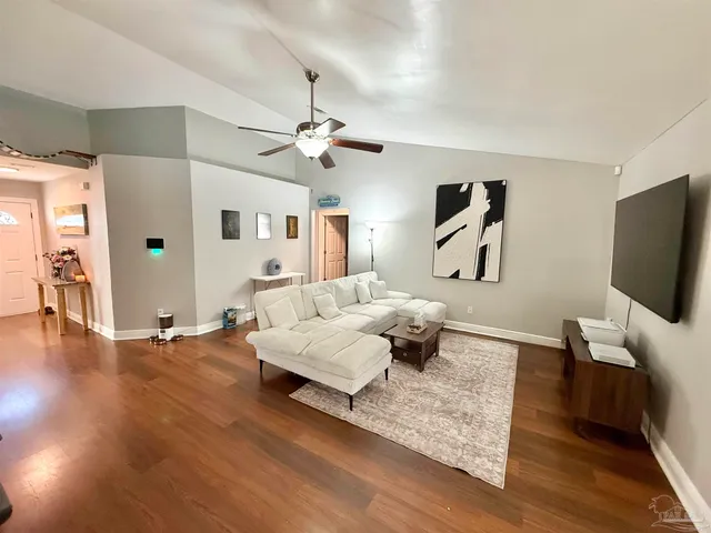 $375,000 | 3101 Lost Creek Drive, Cantonment, FL 32533