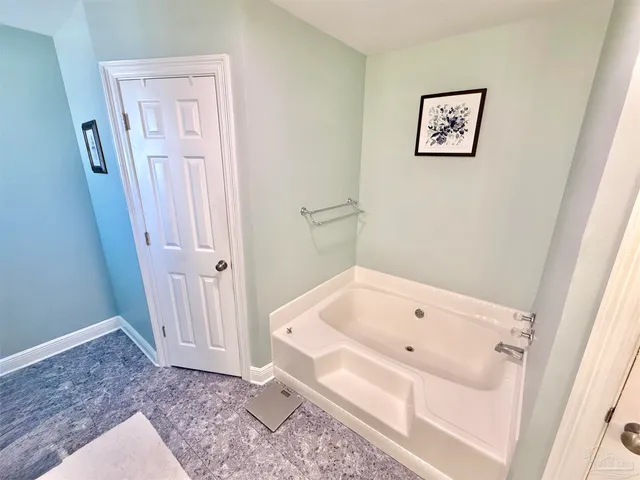 $375,000 | 3101 Lost Creek Drive, Cantonment, FL 32533