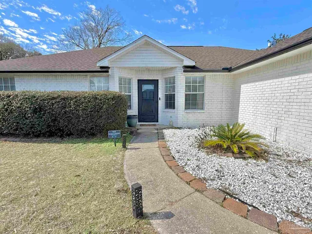 $375,000 | 3101 Lost Creek Drive, Cantonment, FL 32533