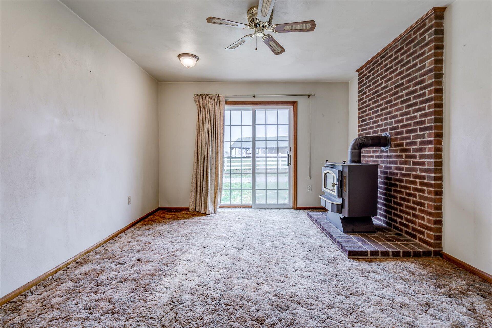 1179 Altice Road Moneta, VA 24121 - Photo 14 of 37 14-032520210014