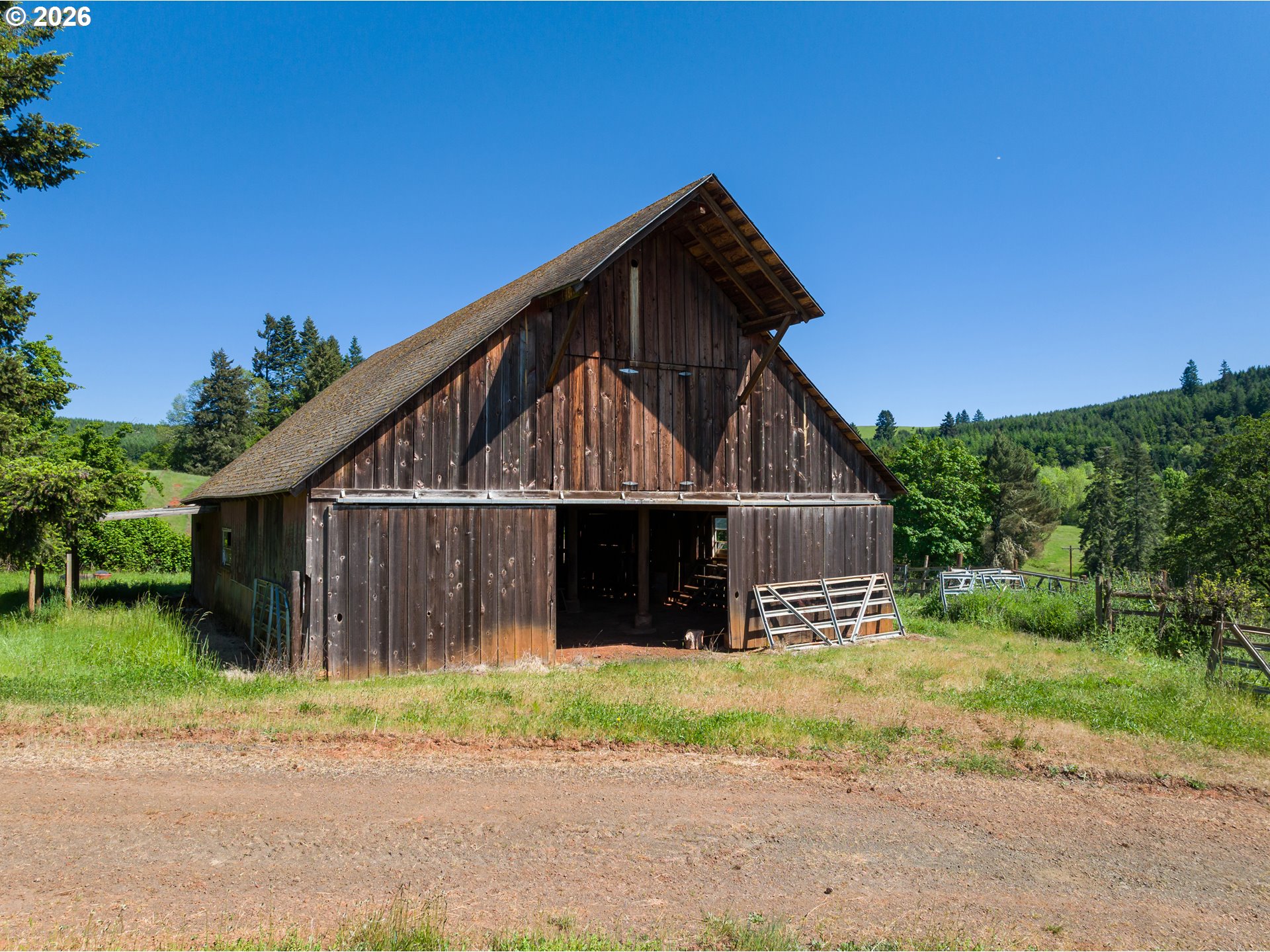 1488 Red Hill Road Oakland, OR 97462 - Photo 39 of 48